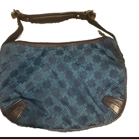 Authentic Tumi purse in the color blue gently used - Picture 5 of 11
